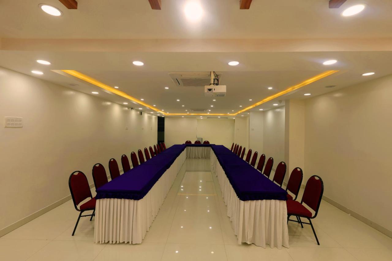 Отель Grand Regency Rajajinagar, Iskcon Temple - Wtc Бангалор Экстерьер фото